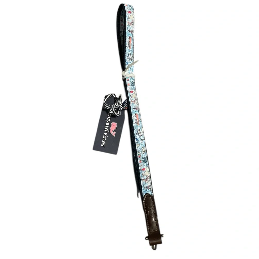 Vineyard Vines NWT Scenic Print Leash in Jake Blue